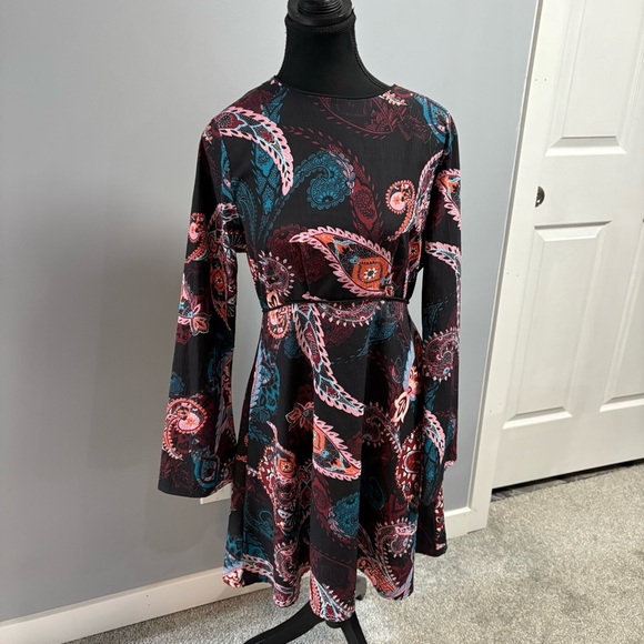 California Moonrise Dress - Picture 1 of 9